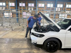 湘南ベース車両メンテ